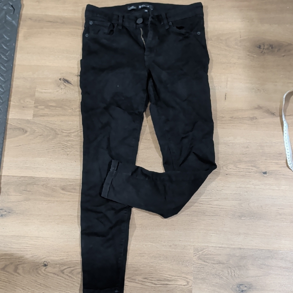 STS Blue Women's Black Skinny Jeans